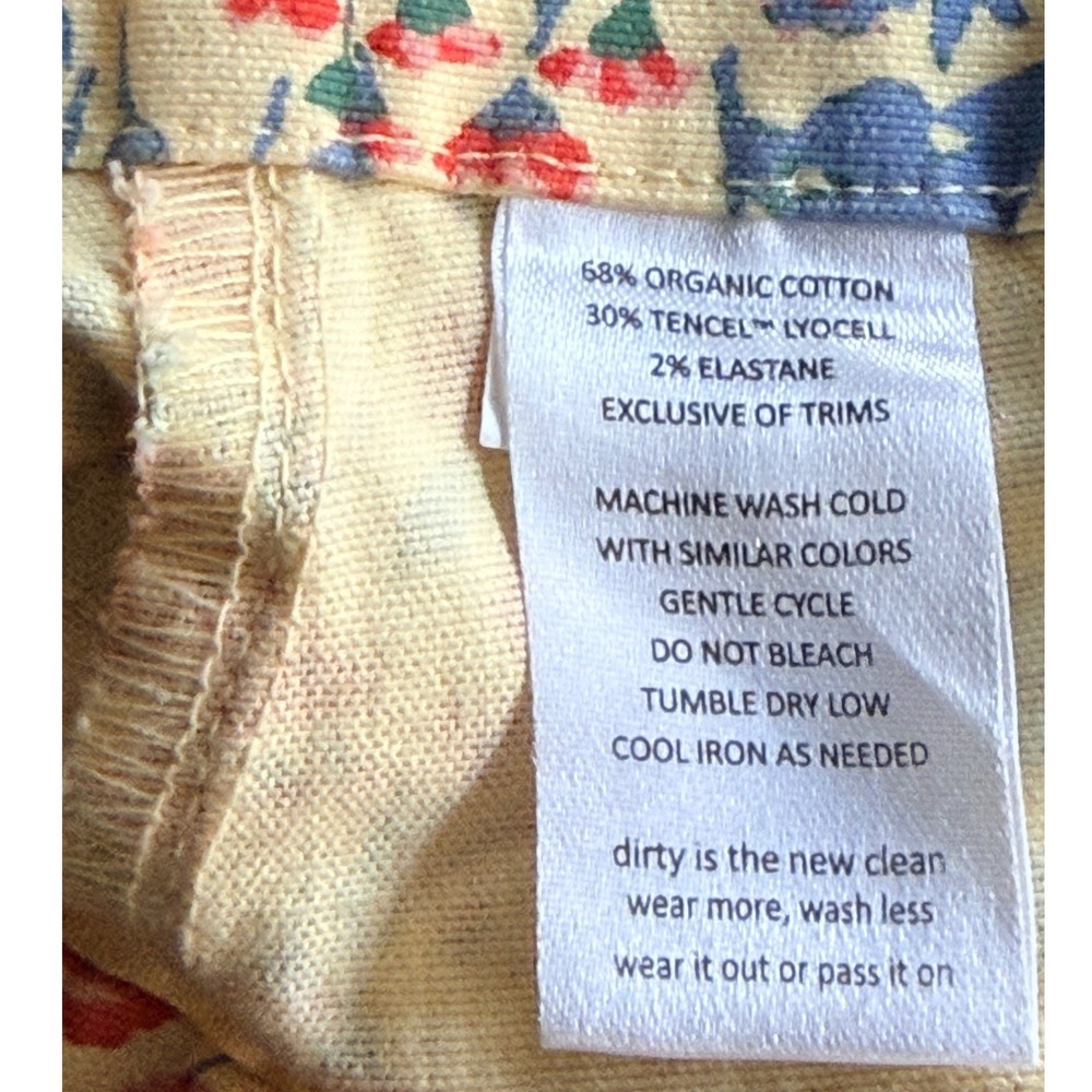 Toad&Co Earthworks Ditsy Floral Organic Cotton Camp Shorts, Yellow,8 (NWOT) - Picture 8 of 9